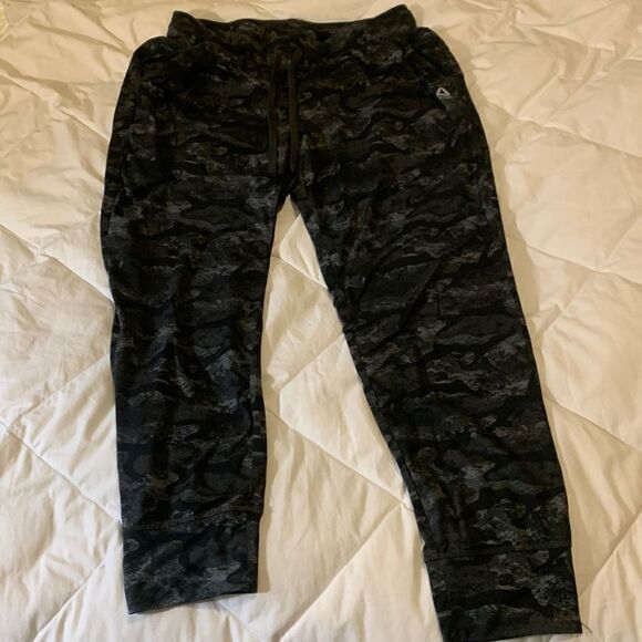 REEBOK, workout pants, medium, camo gray/black, great condition w/pockets - Picture 1 of 12